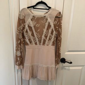 For love and lemons dress!